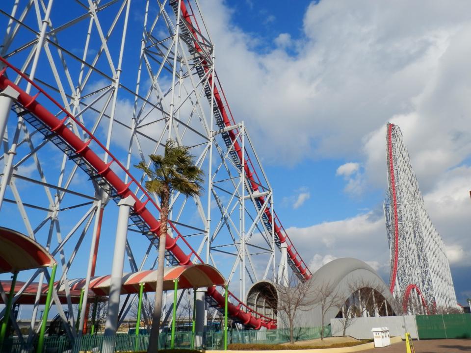 Die Steel Dragon wurde im Jahr 2000 eröffnet – im chinesischen Jahr des Drachen. Foto: Adobe Stock____