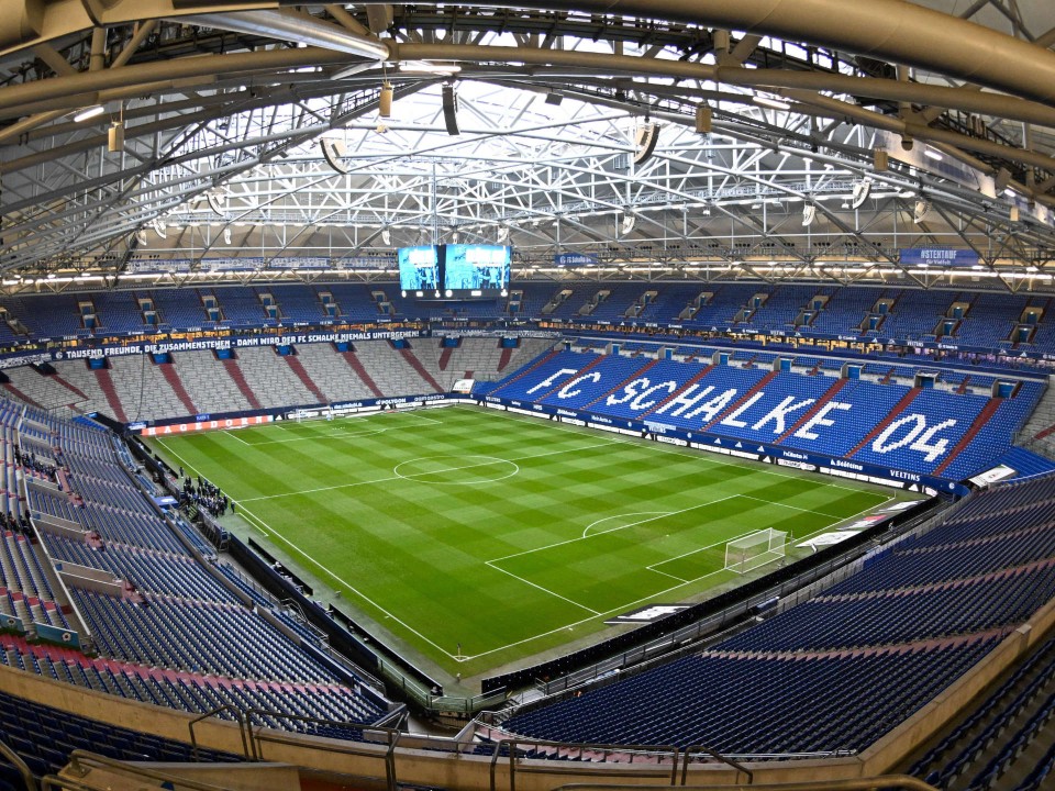 In der Arena aufSchalke hängt der größte Videowürfel Europas. Foto: IMAGO/osnapix____