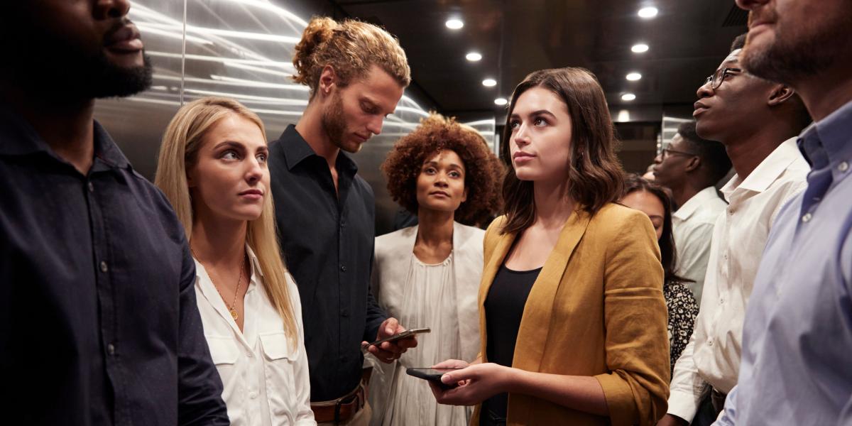 Bloß schnell ans Ziel: Das denken sich die meisten Menschen, wenn sie einen Aufzug betreten. Foto: Adobe Stock