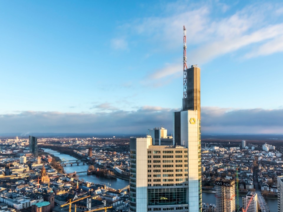 Der Commerzbank Tower in Frankfurt am Main ider höchste Wolkenkratzer in Deutschland. Foto: Adobe Stock____