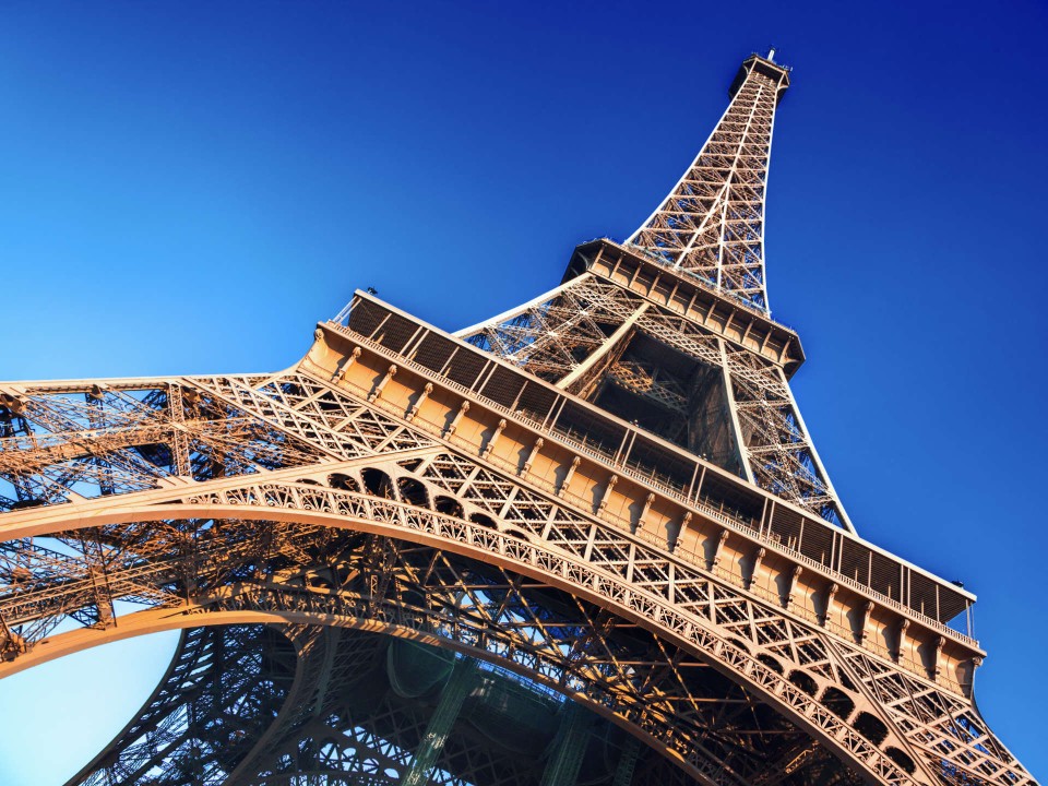 Statur des Eiffelturms____