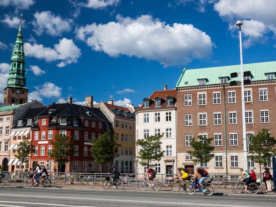 Radfahrer dominieren das Straßenbild in Kopenhagen. Foto: Adobe Stock____