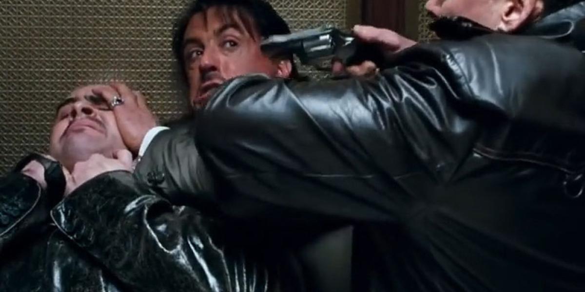 Banal oder hochspannend? „Get Carter“ spaltete die Zuschauer. Fest steht jedoch: Die actiongeladene Fahrstuhlszene, in der Jack Carter (Sylvester Stallone) zwei Angreifer erledigt, ist grandios. Screenshot: YouTube