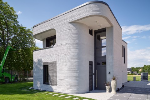 Futuristischer Look ohne Ecken und Kanten: So sieht das erste 3D-gedruckte Haus Deutschlands aus. Foto: PERI SE