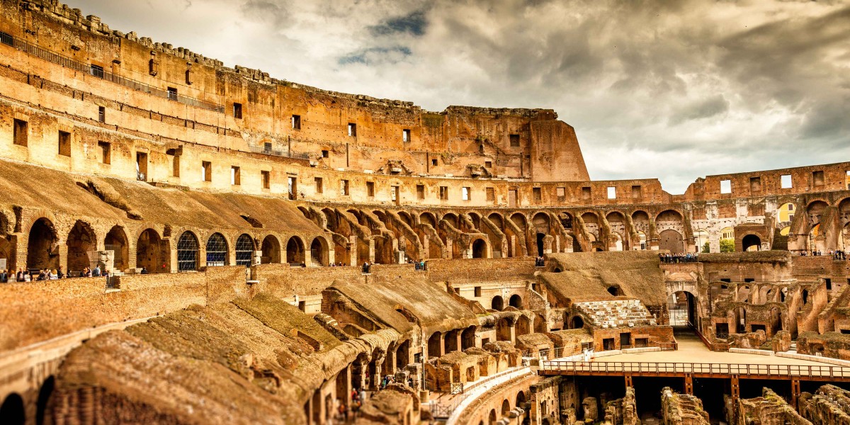 Innenansicht des Kolosseums in Rom