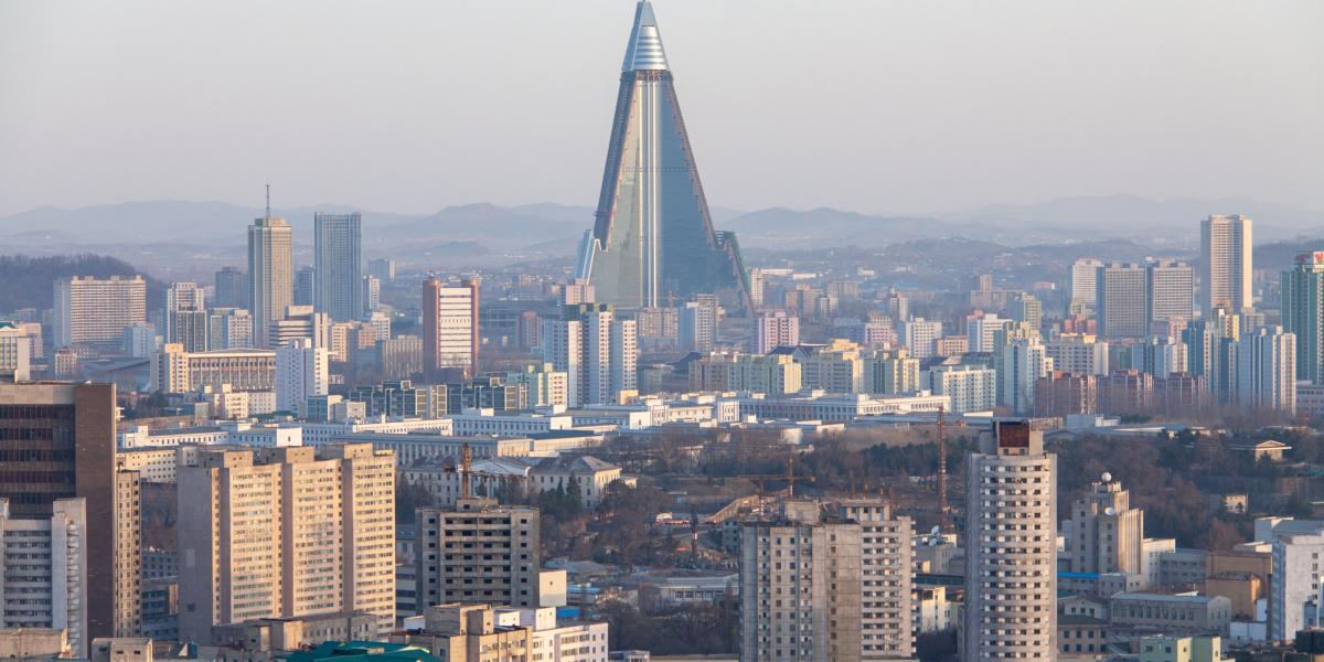 Das Ryugyong-Hotel in Pjöngjang (Nordkorea) hat 3.000 Zimmer. Eröffnet wurde es nie. Foto: AdobeStock