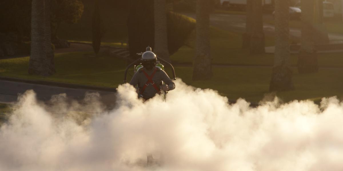 Raketenrucksack im Einsatz