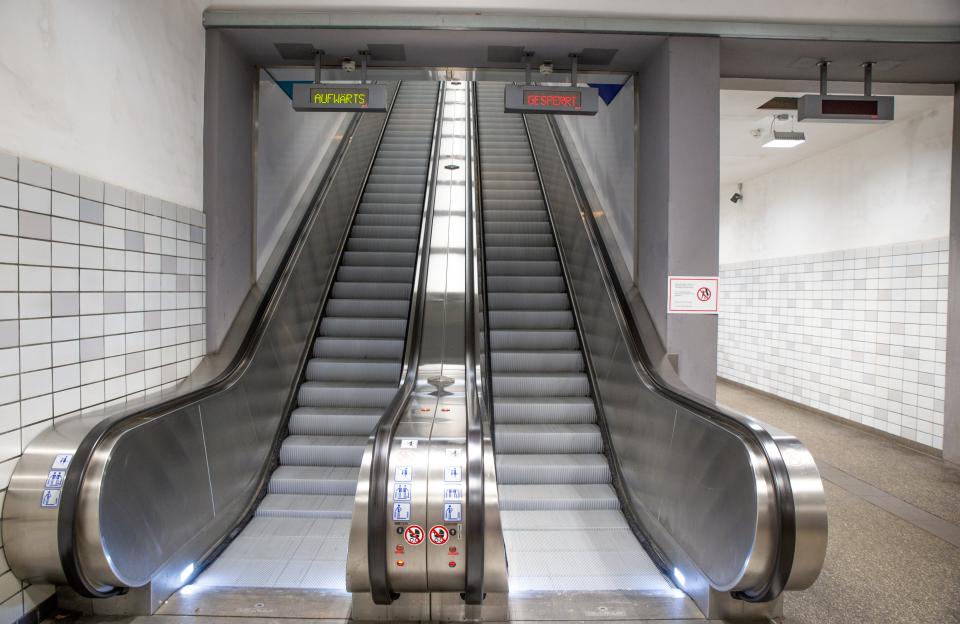 Die Rolltreppe im Fußgängertunnel des Nord-Ostsee-Kanals in Rendsburg war lange die längste Rolltreppe Europas. Foto: AdobeStock____