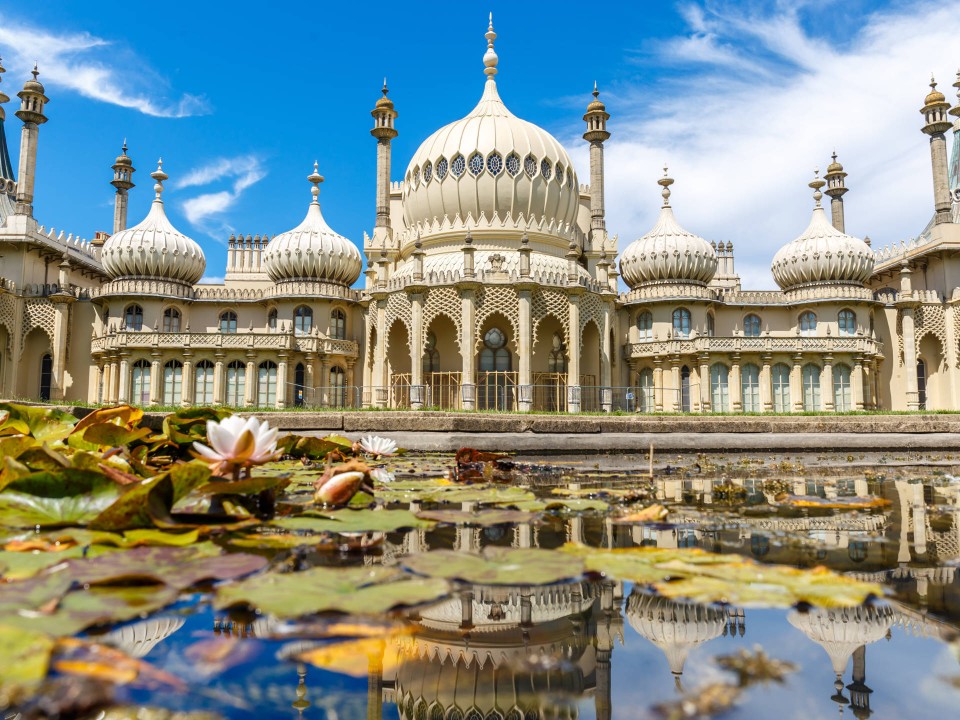Der Royal Pavilion in Brighton strotzt nur so vor Prunk im Stil eines indischen Mogulpalastes. Foto: Adobe Stock____