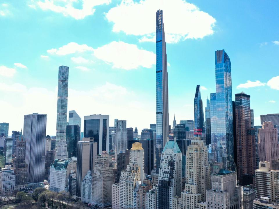 Steinway Tower vom Central Park aus____