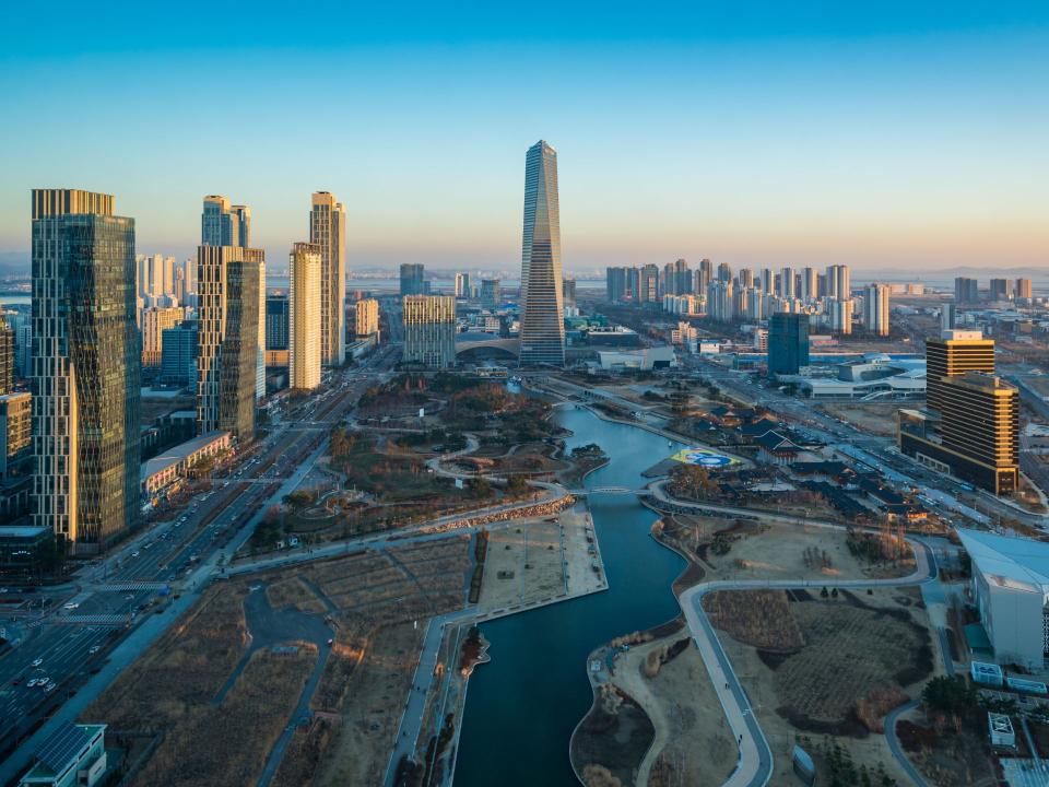 Skyline von Songdo, Foto: Adobe Stock____