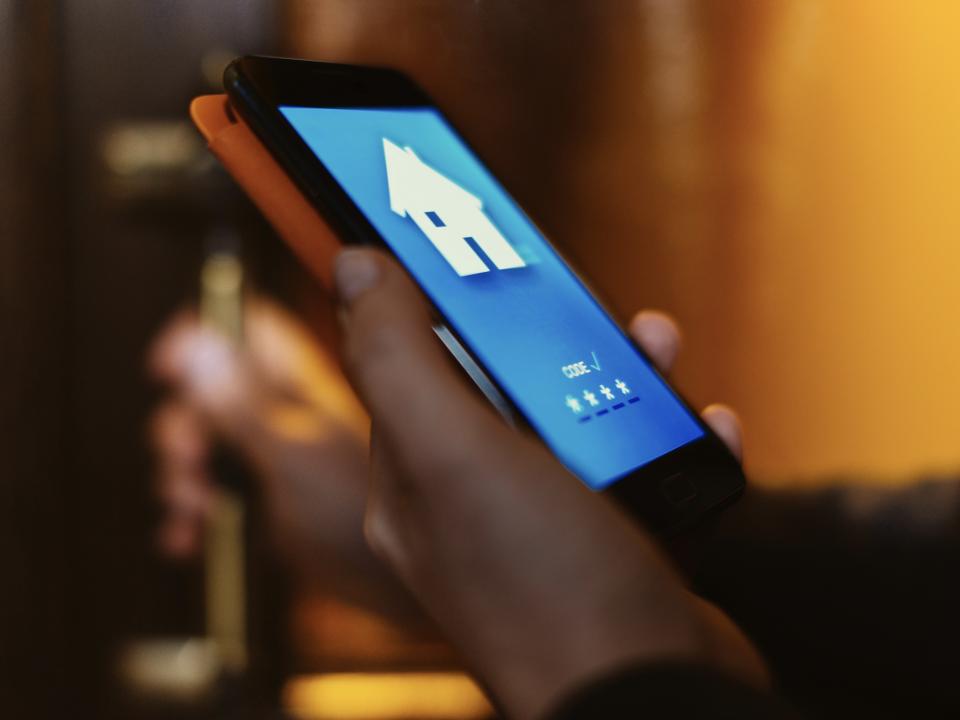 Smartphone zur Steuerung des Smart Homes____