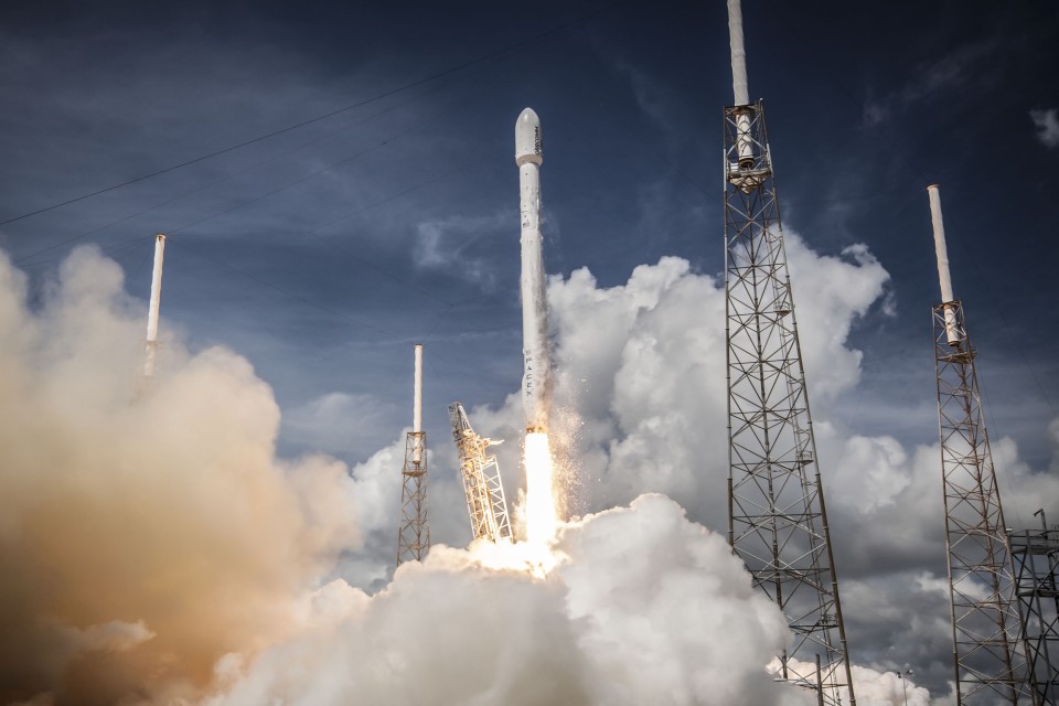 Die Trägerrakete „Falcon9“ – entwickelt vom Raumfahrtunternehmen SpaceX für orbitale Nutzlasten von bis zu 23 Tonnen und bereits im Einsatz. Foto: Space X
____