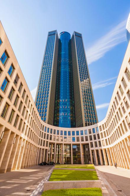 Die Fassade des Tower 185