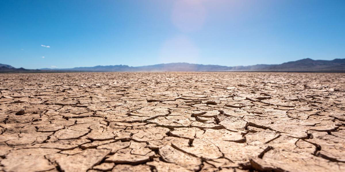 Trockener Wüstenboden