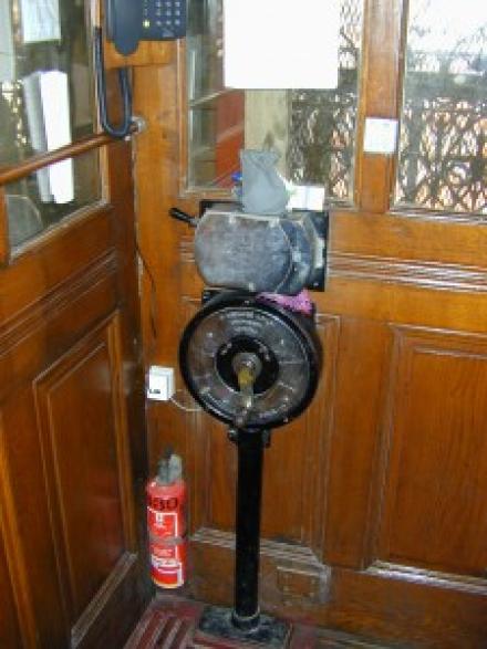 Steuerung des Elevador © Wikimedia Commons/Alfredte