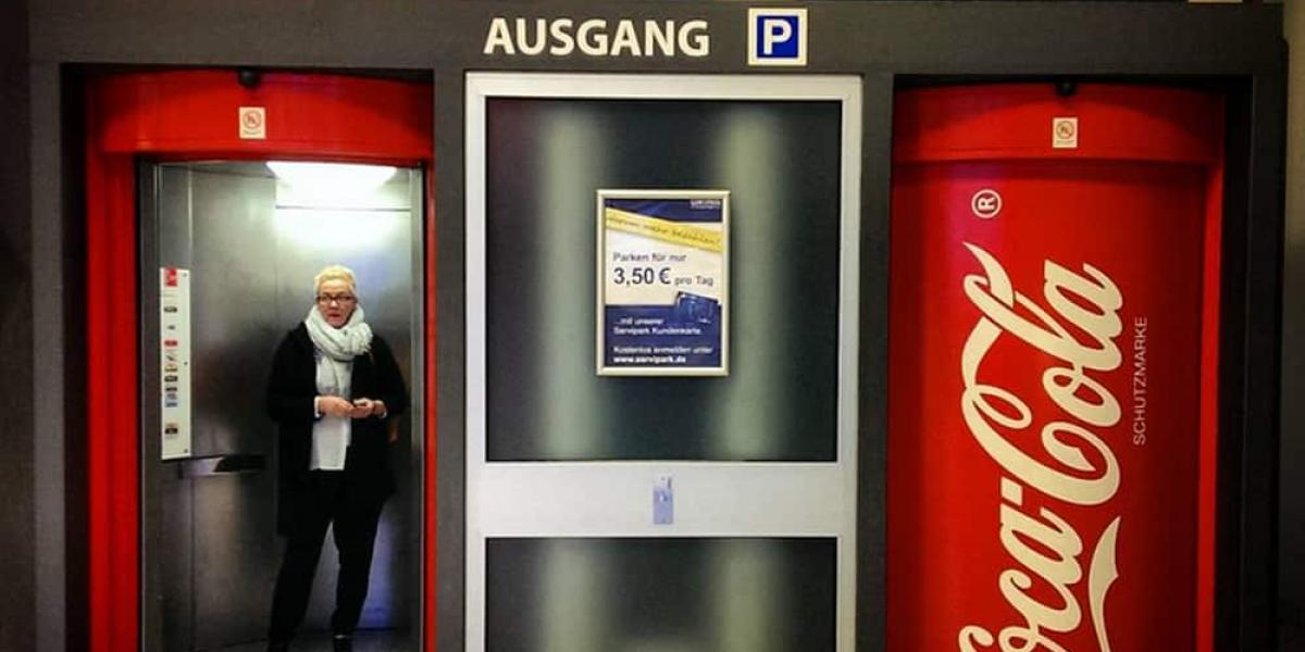 Fahrstuhl als Coladose