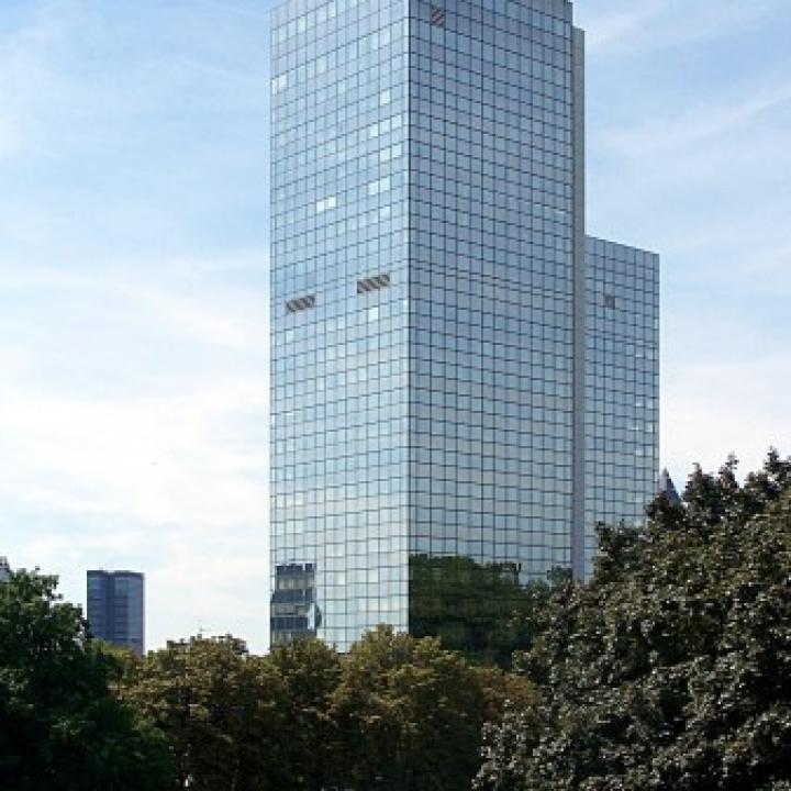Hochhaus am Park (Nordansicht) ©Wikimedia Commons/Melkom ____