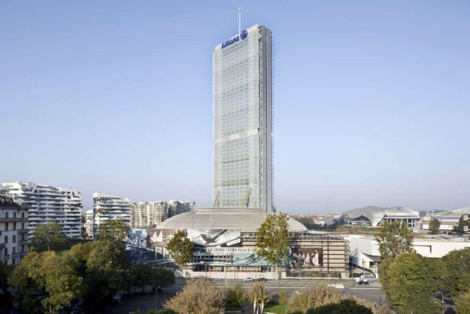 Allianz Tower in Mailand.____