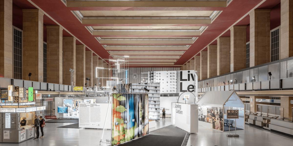 Living the city: Ausstellung im Flughafen Tempelhof. Foto: Schnepp Renou