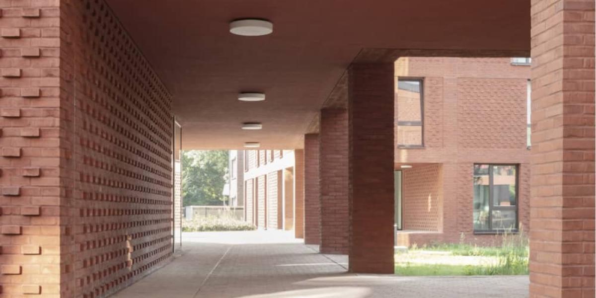Ausgezeichnete Architektur mit hohem Gemeinsinn: Ausschnitte aus dem Wohnprojekt in Hannover. Foto: SMAQ/Schnepp Renou
