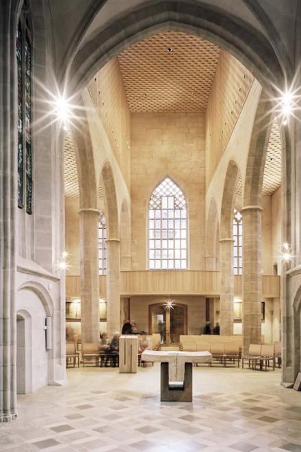 St. Martha Kirche in Nürnberg, Florian Nagler Architekten. Quelle: Holzbau Deutschland/Sebastian Schels